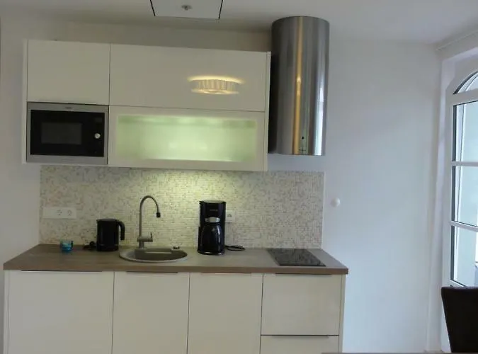 3 Haus Meeresblick Turmwohnung Mit Meerblick Und Suedbalkon A404 * バーベ