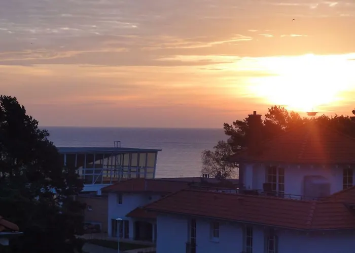 3 Haus Meeresblick Turmwohnung Mit Meerblick Und Suedbalkon A404 アパート バーベ